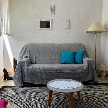 Apartment With Swimming Pool Jelsa  Exterior foto